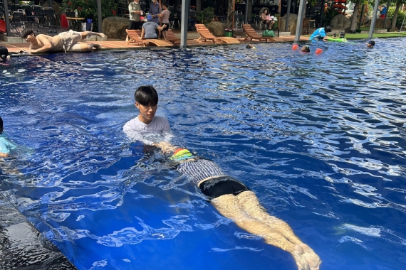 Học bơi là chuyện nhỏ tại Sala Garden Bienhoa